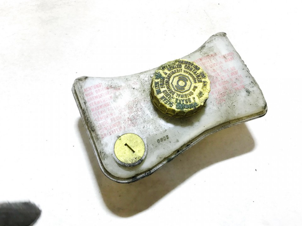 8E0611301E Audi A4 2003 Brake Master Cylinder Reservoir