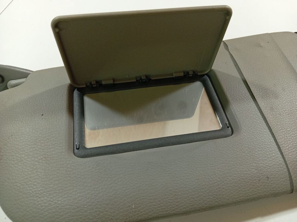 8200051290 Renault Scenic 2002 Sun Visor, With Light and Mirror and Clip - Thumbnail 2