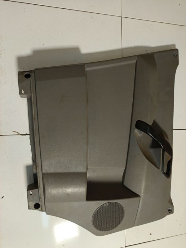 A9067270071 Mercedes-Benz Sprinter 2007 Door Panel - FRONT LEFT
