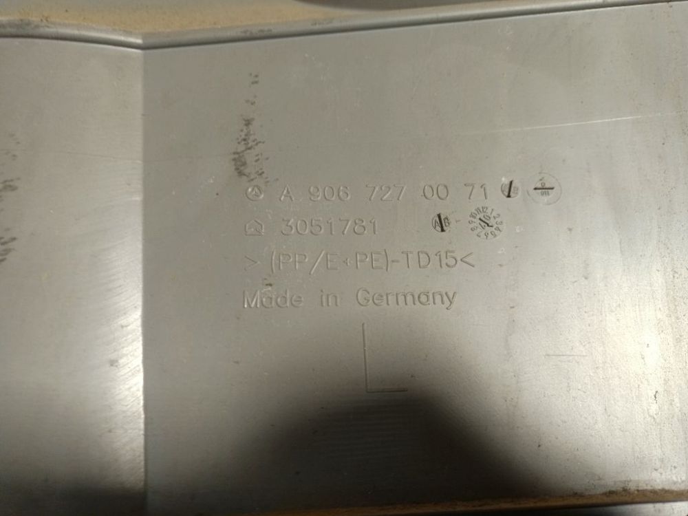 A9067270071 Mercedes-Benz Sprinter 2007 Door Panel - FRONT LEFT - Thumbnail 5