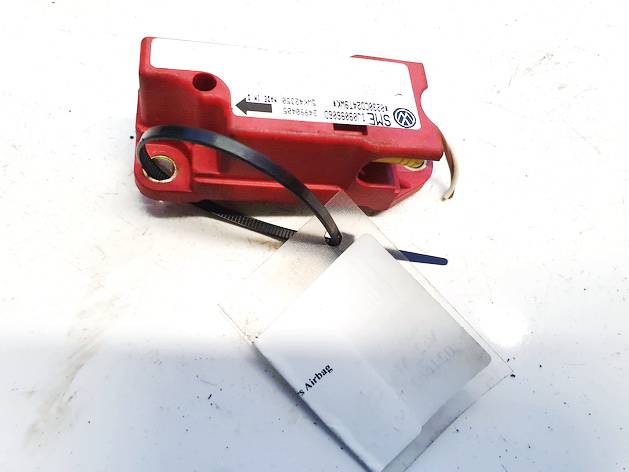 1J0909606D Volkswagen Golf 1998 Srs Airbag crash sensor