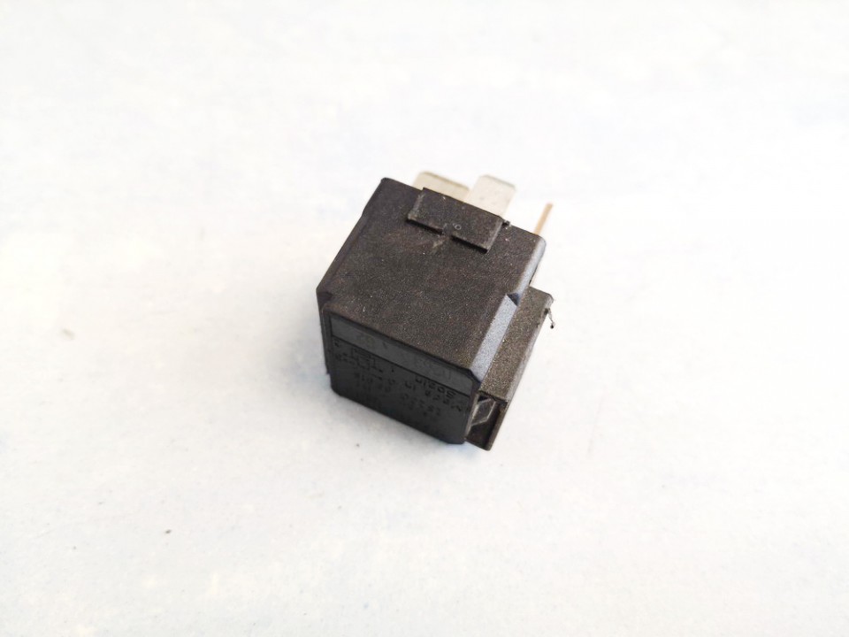 252309F915 Nissan Almera 2000 Relay module