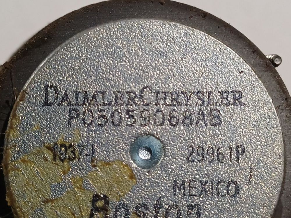 P05059068AB Chrysler 300C 2005 Speaker (audio) - Thumbnail 4