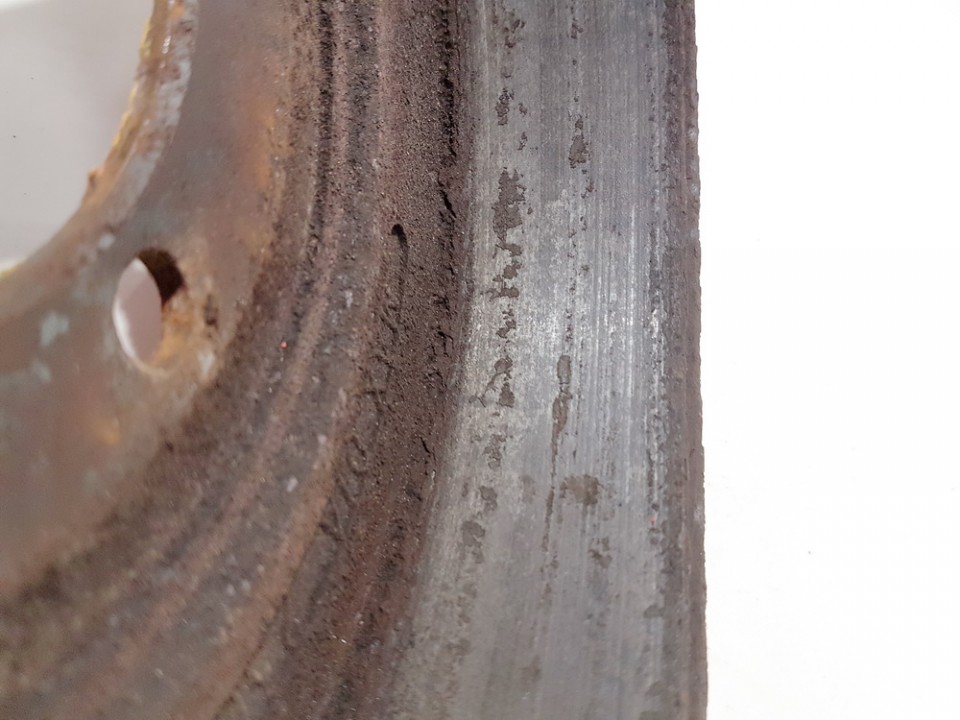 Mitsubishi Eclipse 1996 Bęben hamulcowy - Thumbnail 3