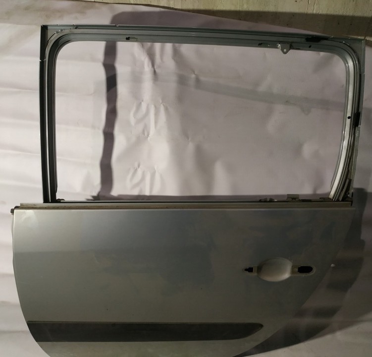 PILKOS Renault Espace 2004 Durvis - AIZMUGURE PA KREISI