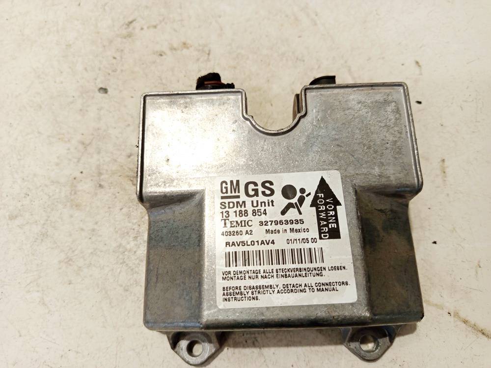 13188854 Opel Astra 2005 Airbag crash sensors module - Thumbnail 3