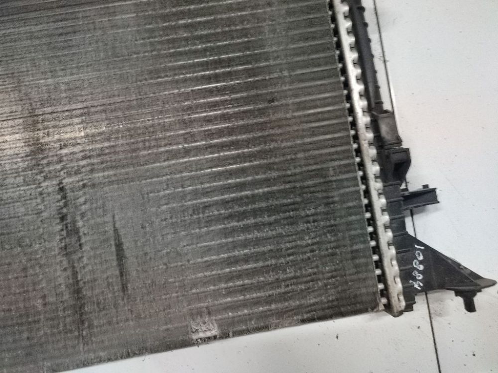 Audi A5 2009 Vandens radiatorius (ausinimo radiatorius) - Thumbnail 2