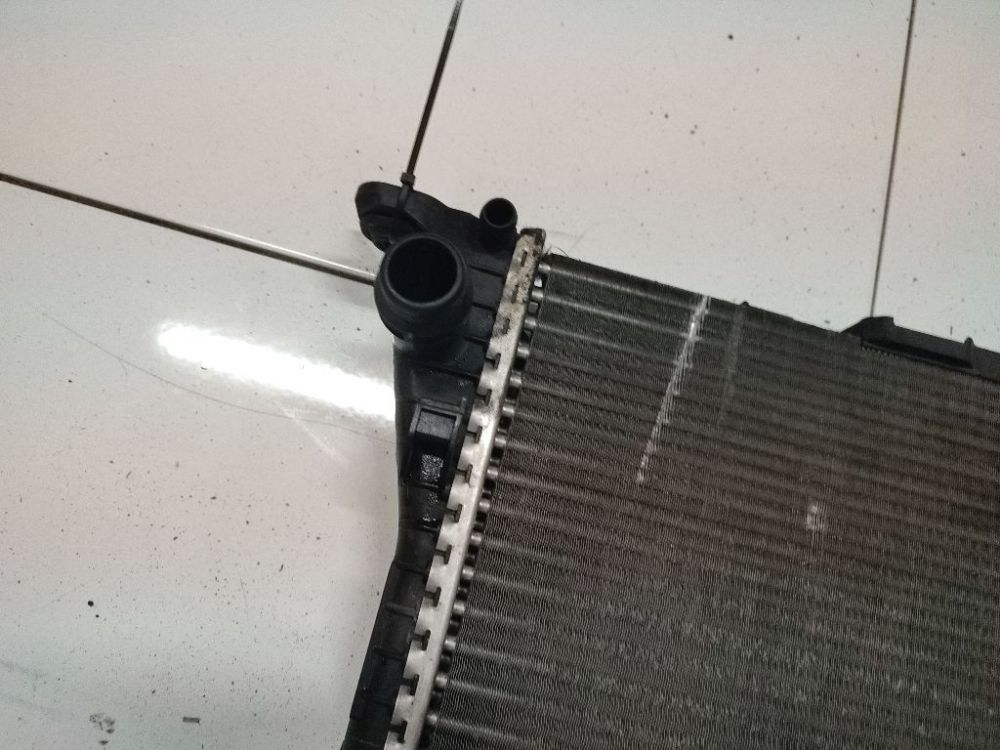 Audi A5 2009 Vandens radiatorius (ausinimo radiatorius) - Thumbnail 5