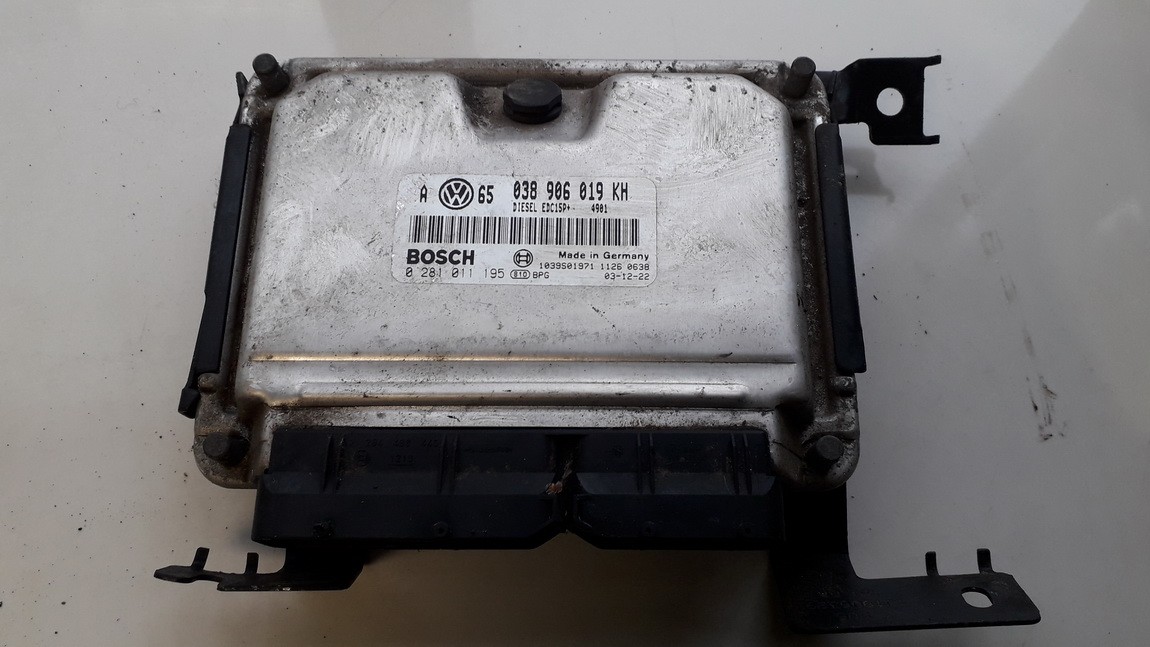 038906019KH Volkswagen Bora 2004 ECU Engine Computer (Engine Control Unit)