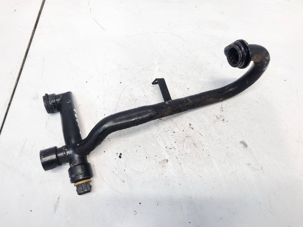 059121083A Audi A6 1998 Przewód wodny