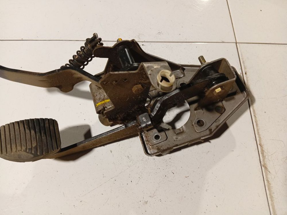 Citroen Xsara Picasso 2001 Pedal work, Brake pedal, Pedal bracket, Clutch pedal - Thumbnail 3