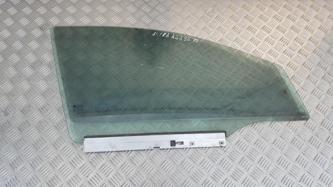 Opel Astra 2004 Duru stiklas P.D.