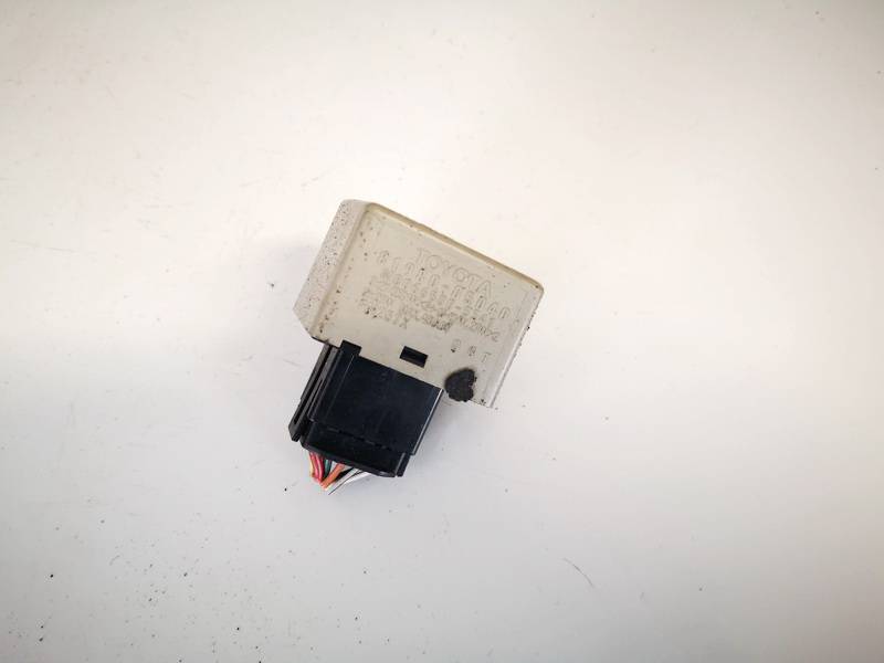 8198005040 Toyota Corolla Verso 2006 Relay module