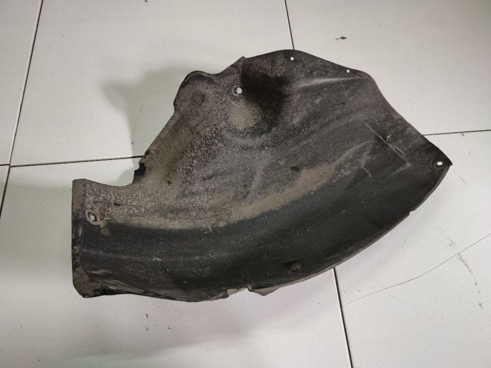 51718203770 BMW 3-Series 2002 Plastic Inner Fender - REAR RIGHT - Thumbnail 3