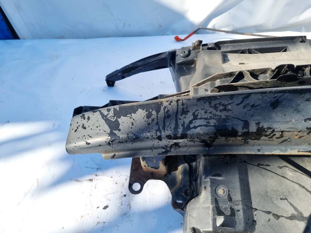 Volkswagen Polo 2009 Bumper reinforcement - FRONT - Thumbnail 2