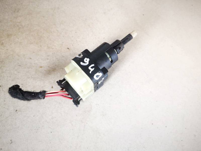 1K2945511 Audi A4 2003 Jarruvalojen anturi - Thumbnail 2