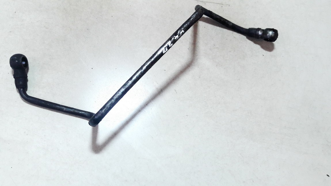 Ford Focus 2007 Oil feed pipe (Oil Line Oil Pipe Tube)