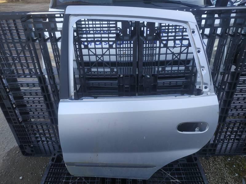PILKOS Nissan Almera Tino 2002 portes arrière gauche