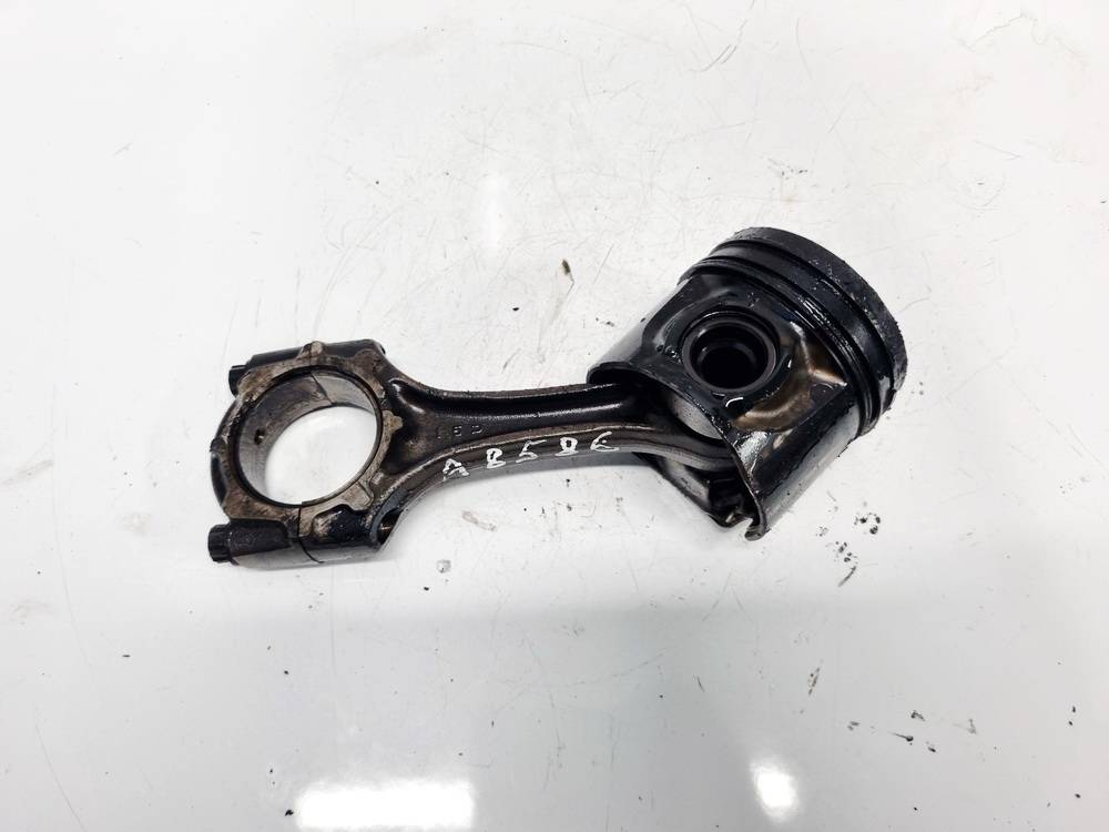 Toyota Previa 2002 Piston and Conrod (Connecting rod)