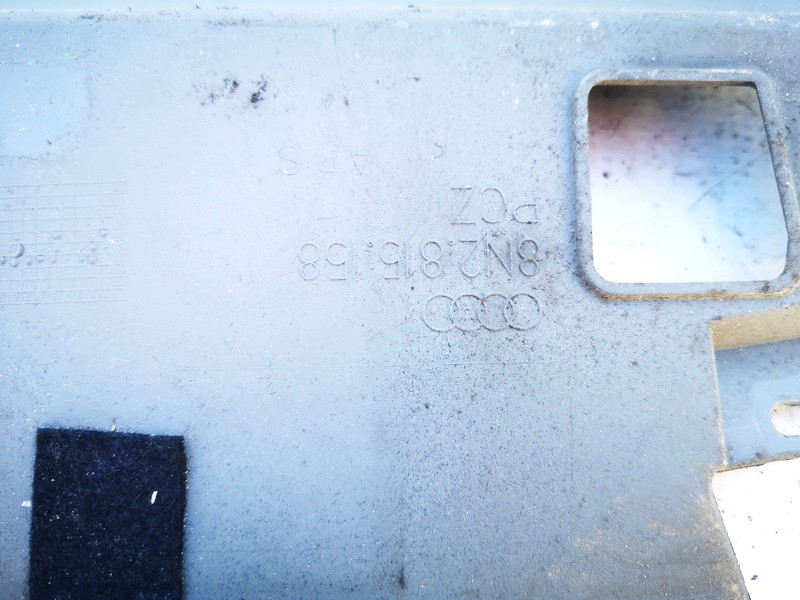 8N2815158 Audi TT 2002 Sisätilan koristelu (muovit) - Thumbnail 3