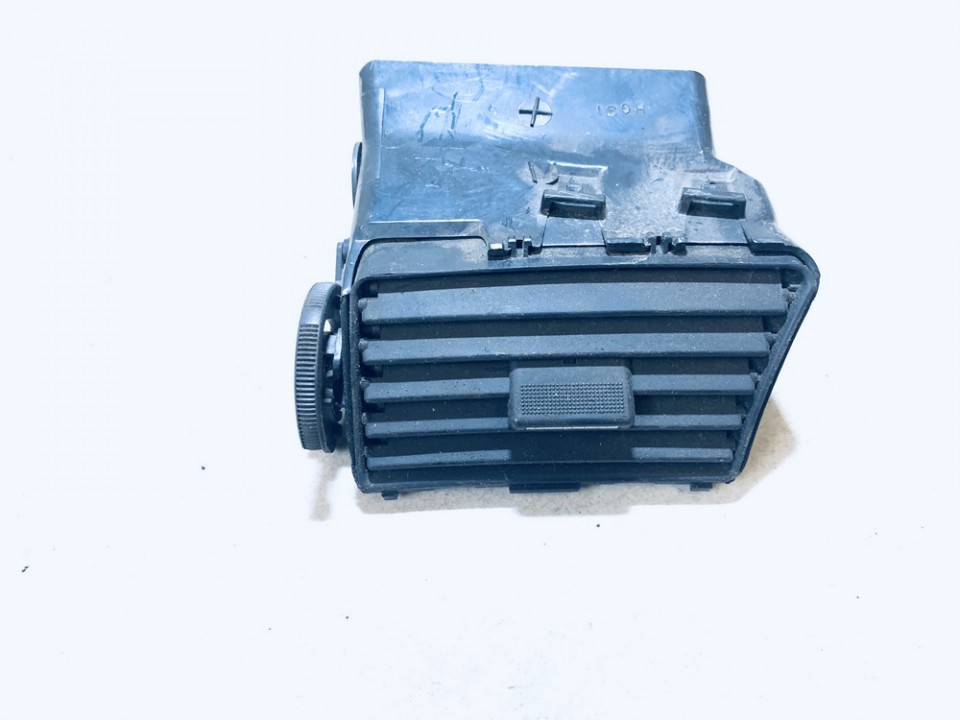 K1014A0011 Chrysler Pacifica 2004 Dash Vent (Air Vent Grille)