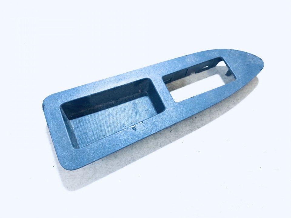 100011236 Chrysler Pacifica 2004 Interior trim