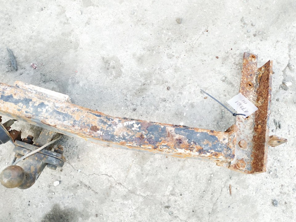 used used Tow bars Nissan XTrail 2004 2.2L EIS01416316 Used Auto