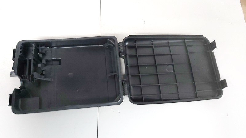 8D0927613 Volkswagen Passat 2003 Other car part - Thumbnail 2