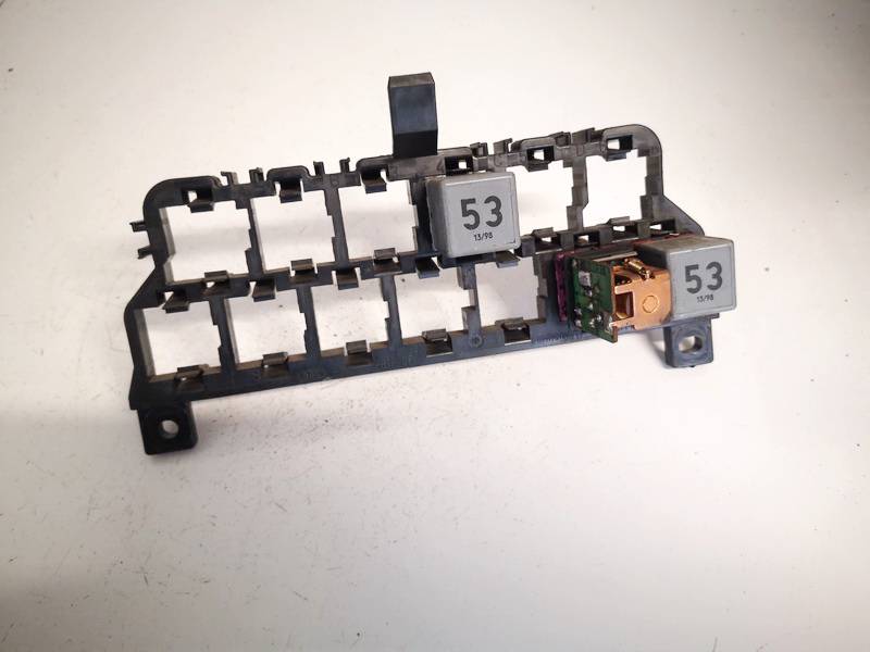 8D0937503E Audi A3 1998 Fuse box