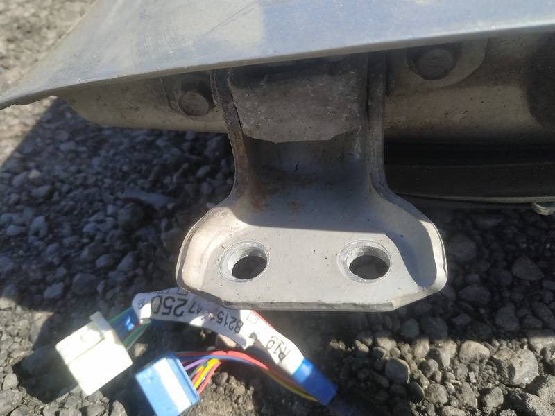 Toyota Prius 2006 Zawias przednich drzwi - PRZEDNIE