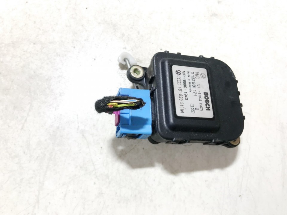 4B1820511M Audi A6 2000 Heater Vent Flap Control Actuator Motor