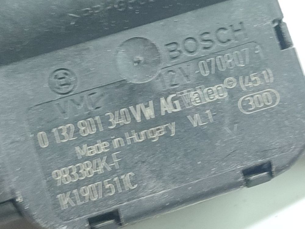 0132801340VW Audi A3 2007 Heater Vent Flap Control Actuator Motor - Thumbnail 4