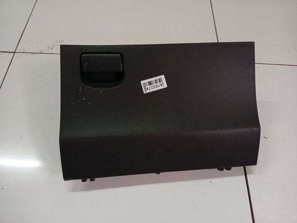 555510D060 Toyota Yaris 2007 Glove Box Assembly