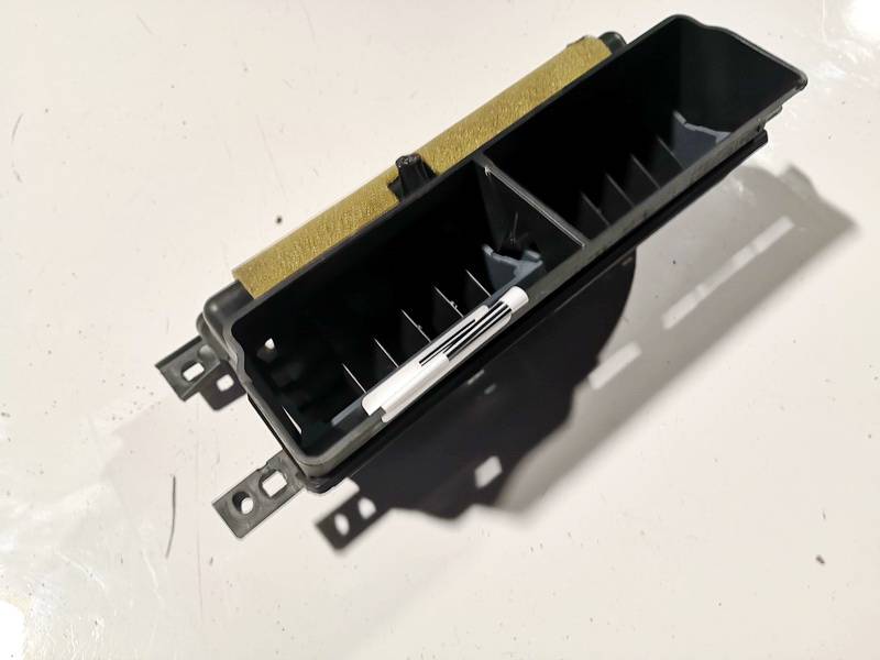 Honda Jazz 2002 Rejilla Aireadora - 
Moldura protectora de la rejilla de ventilación lateral del panel - Thumbnail 2