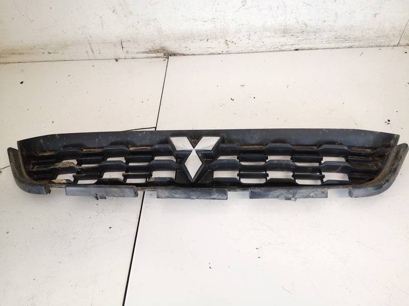 6402A318 Mitsubishi ASX 2012 Hood grille - FRONT
