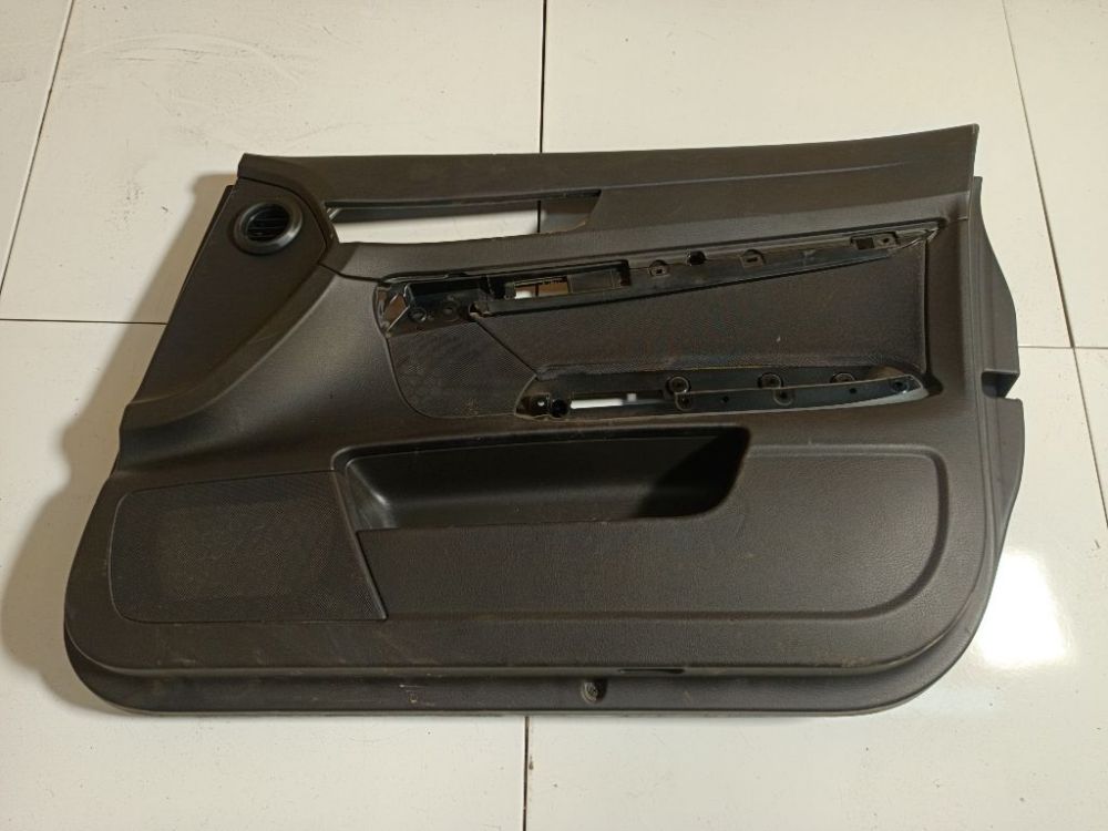 4F1867106A Audi A6 2005 Duru apmusimas (apdaila-absifkes)  P.D.