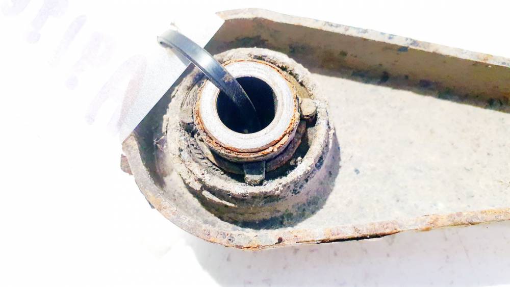 Peugeot 407 2006 Control Arm - REAR RIGHT - Thumbnail 2