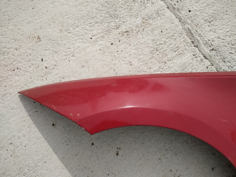 RAUDONAS BMW 1-Series 2007 Sparnas P.K. - Thumbnail 2