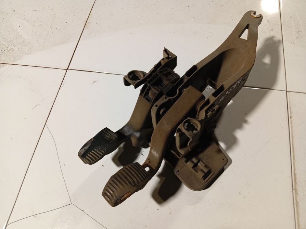 Fiat Punto 2001 Pedal work, Brake pedal, Pedal bracket, Clutch pedal