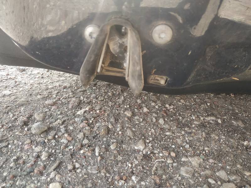 Audi A4 1997 Zamek drzwi - TYLNE PRAWE