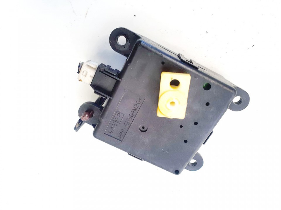 3K01030840 Nissan Qashqai 2009 Heater Vent Flap Control Actuator Motor - Thumbnail 3