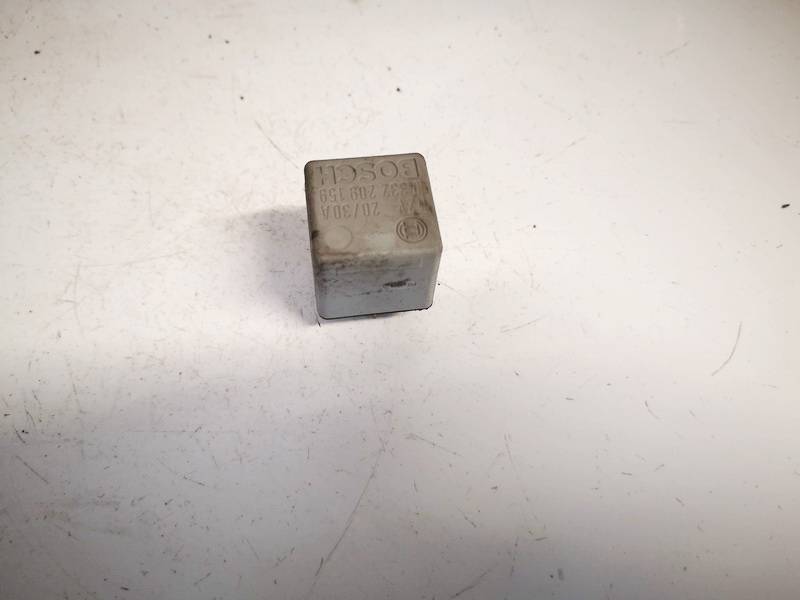 0332209159 SAAB 9-5 1998 Relay module | EuroImpex