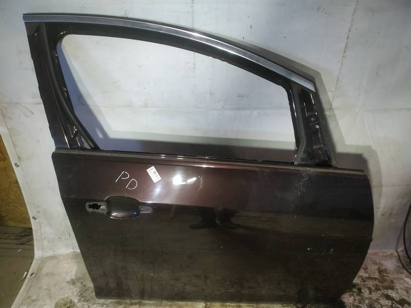 RUDOS Opel Astra 2012 Durvis - PRIEKŠA PA LABI