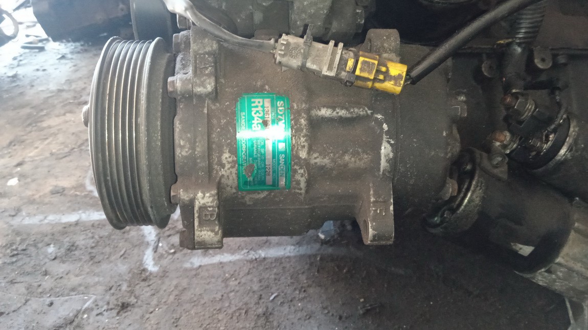 SD7V16 Peugeot 807 2004 AC AIR Compressor Pump