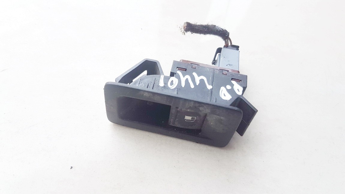 1T0959551A Volkswagen Touran 2008 Fuel Cap Switch (Gas Fuel Door Switch Button)