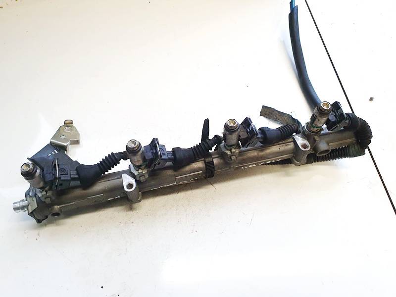 168344209A Fiat Stilo 2003 Szyna Wtryskiwaczy