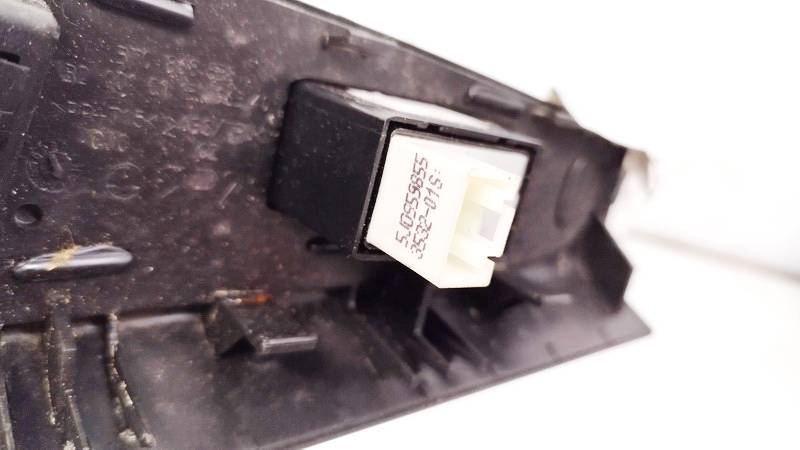 5J0959855 Skoda Superb 2013 Power window control (Window Regulator-Window Switch) - Thumbnail 3