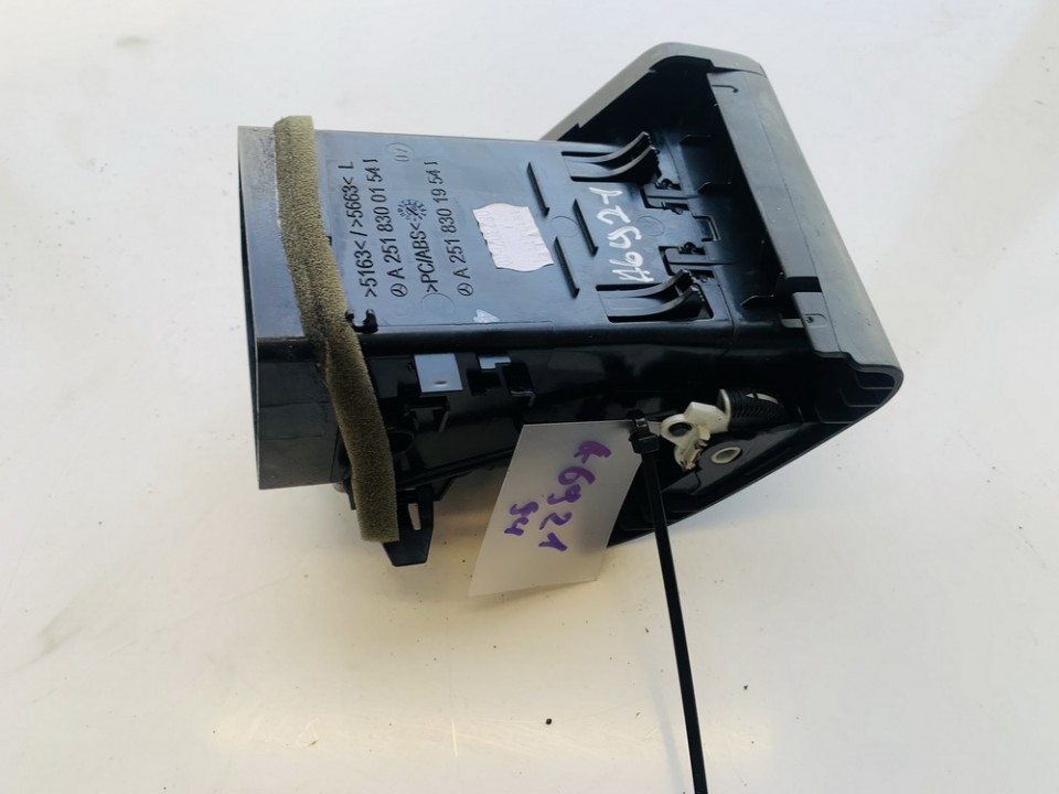 A2518301954 Mercedes-Benz R-CLASS 2008 Dash Vent (Air Vent Grille) - Thumbnail 3