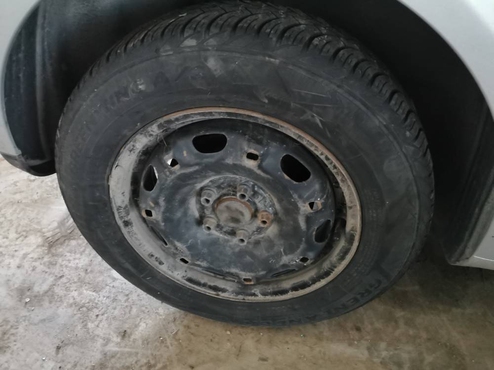 5X100 Volkswagen Polo 2008 Komplet stalowych felg R14