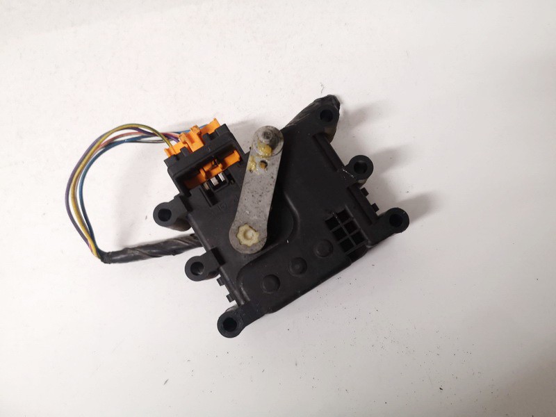 Mazda 6 2004 Heater Vent Flap Control Actuator Motor - Thumbnail 3